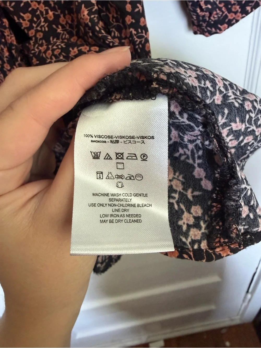 Free People Clara Tunic Mini Dress V-Neckline  & Dainty Floral Print Boho Sz M